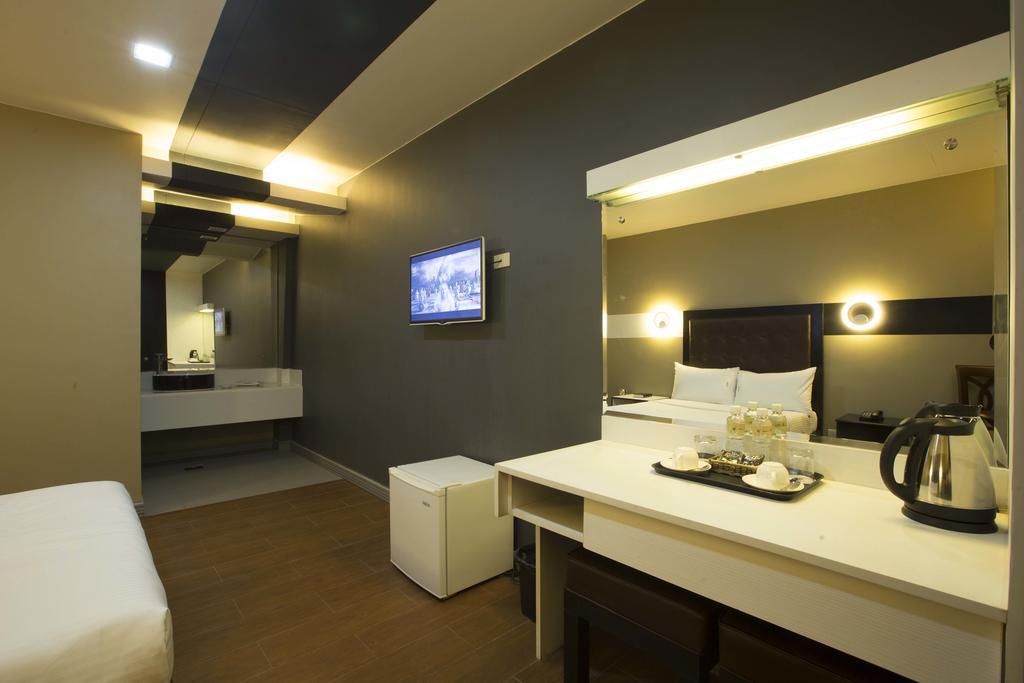 The Lucky 9 Budget Hotel Tagum Kültér fotó