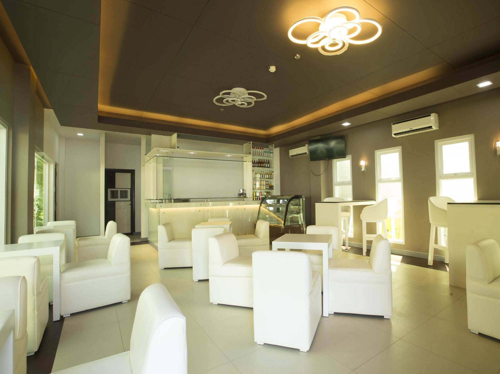 The Lucky 9 Budget Hotel Tagum Kültér fotó